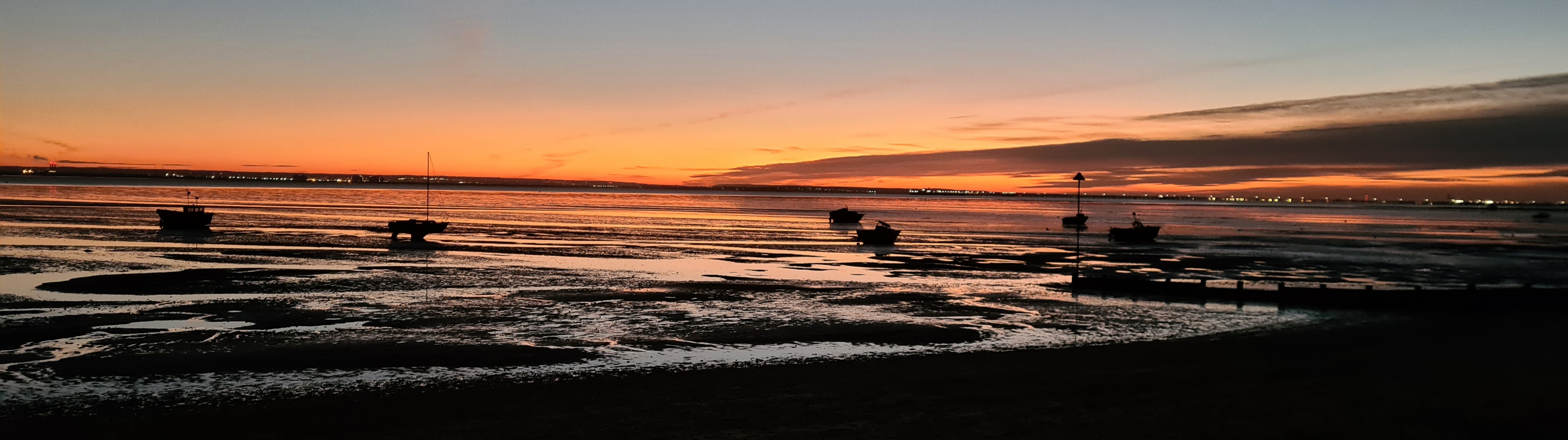 Sunset of Southend bay